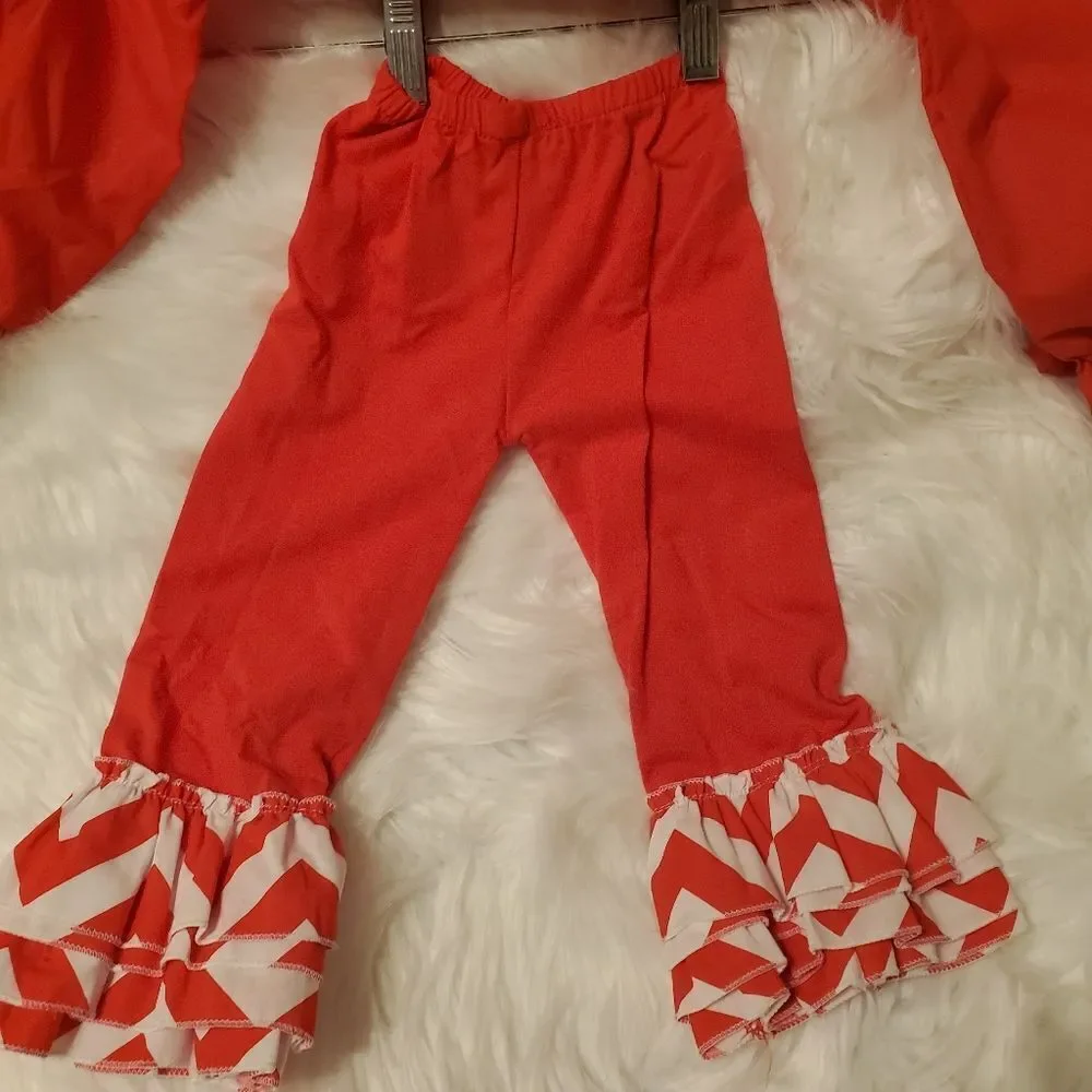 boutique red white
